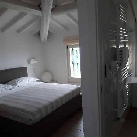 Casa Selene Rocchi Feriegård *