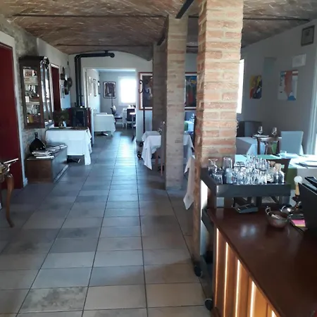 Casa Selene Rocchi Фермерский дом *