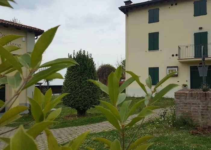 卡萨塞勒涅罗基农家乐 Savignano sul Panaro